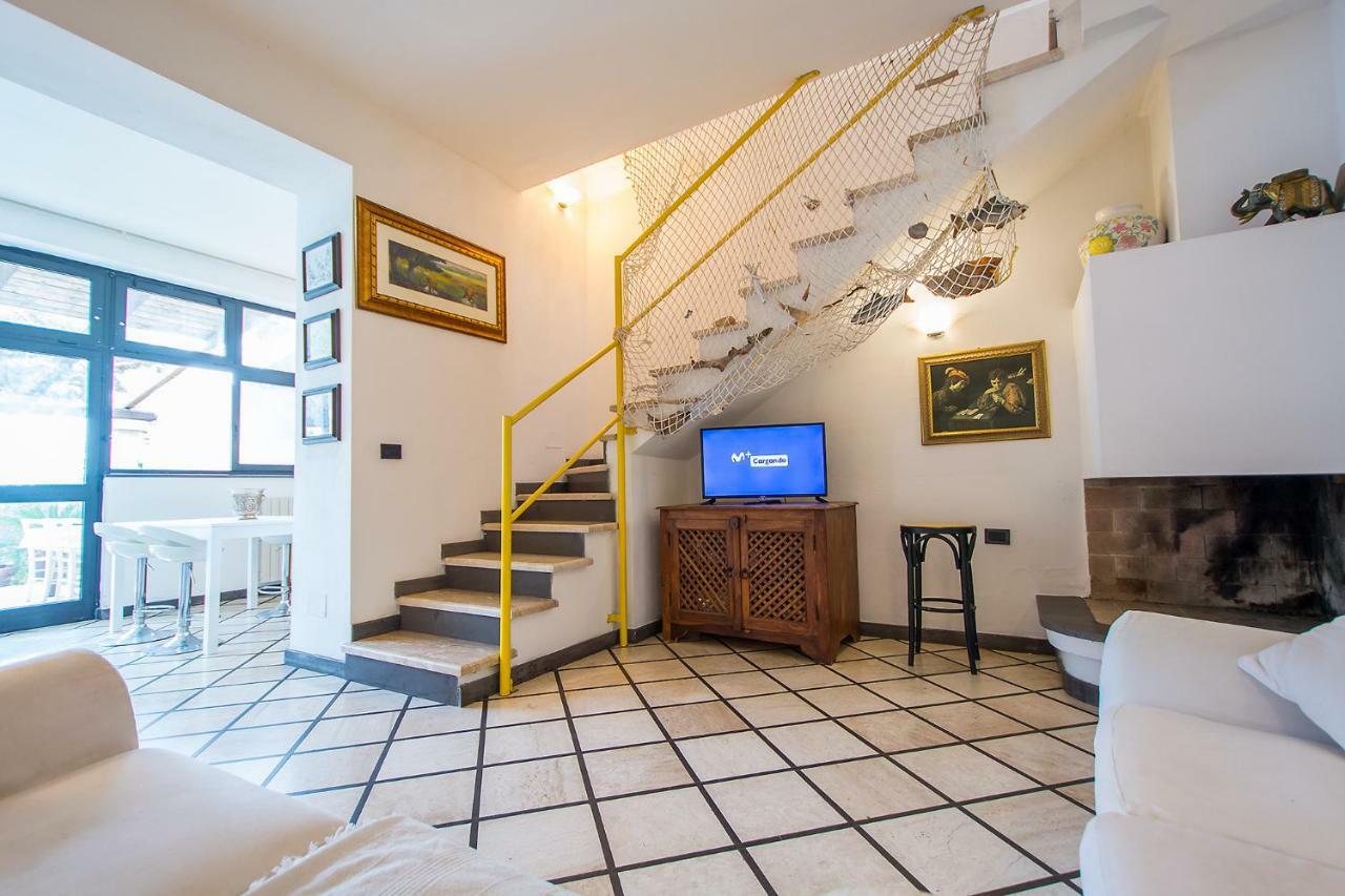 Casa Vacanze Rosa Maria Орозей Екстер'єр фото