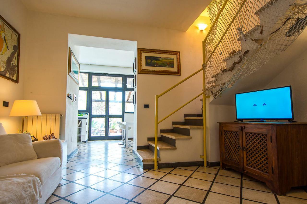 Casa Vacanze Rosa Maria Орозей Екстер'єр фото