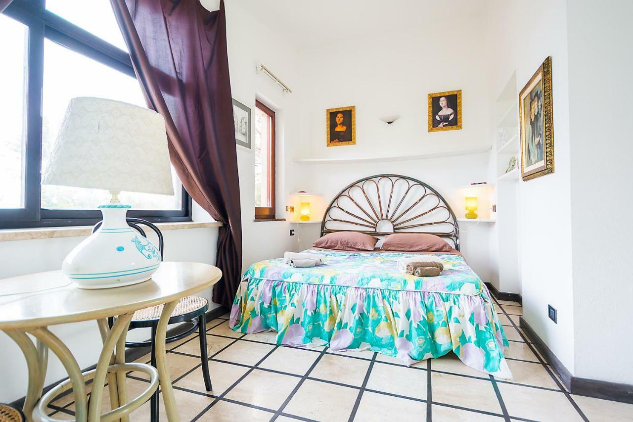 Casa Vacanze Rosa Maria Орозей Екстер'єр фото
